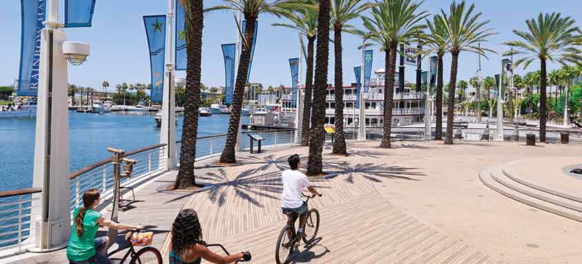 Credit-Long-Beach-Convention-&-Visitors-Bureau-Waterfront-Rainbow-Harbor