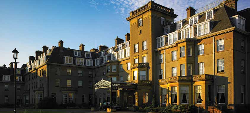 The-Gleneagles-Hotel,-Main-Entrance