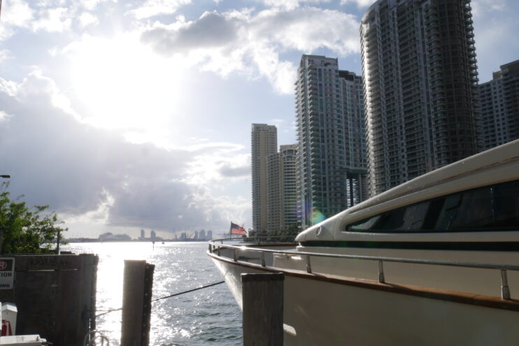 A picture of part of the Miami skyline from the water.