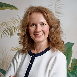 Smart Moves headshot of Olga Shuster, cluster director of sales & marketing at Rosewood Vienna